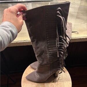 Stylish Fringe Knee-High Boots - Taupe